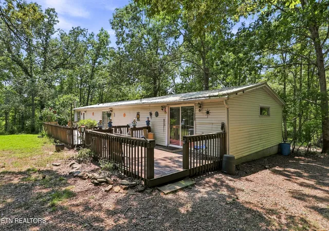 Photo 3 of Sale Pending at 638 Crestview Loop, Crossville, TN 38571 | MLS# 1349945 | Listing updated on 2026-09-18