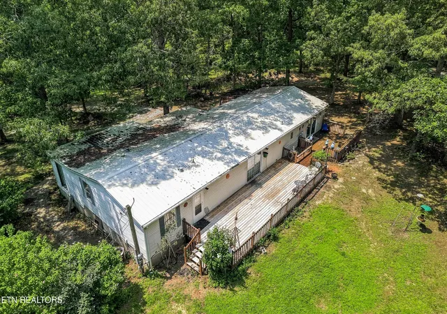 Photo 4 of Sale Pending at 638 Crestview Loop, Crossville, TN 38571 | MLS# 1349945 | Listing updated on 2026-09-18