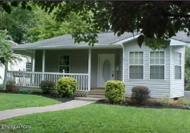 1st image of 1041 Overton Pl, Knoxville, TN 37917 | MLS# 1349957
