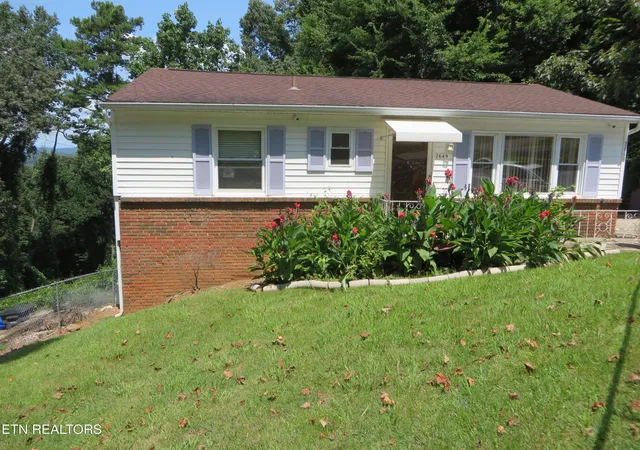 1st image of 2649 Vucrest Ave, Knoxville, TN 37920 | MLS# 1350124