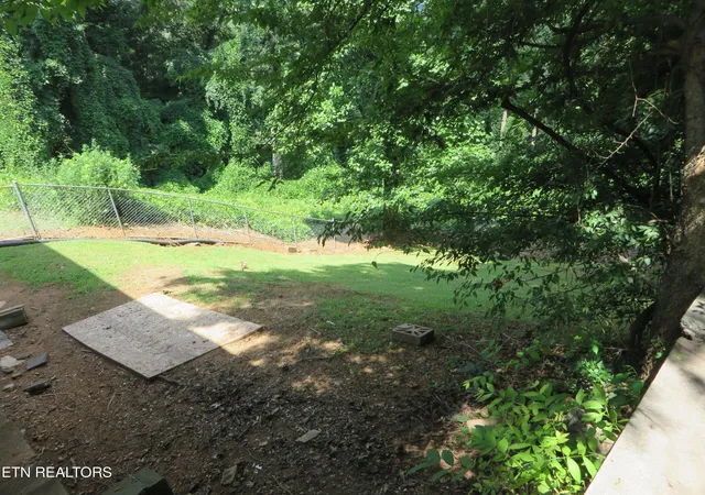 3rd image of 2649 Vucrest Ave, Knoxville, TN 37920 | MLS# 1350124