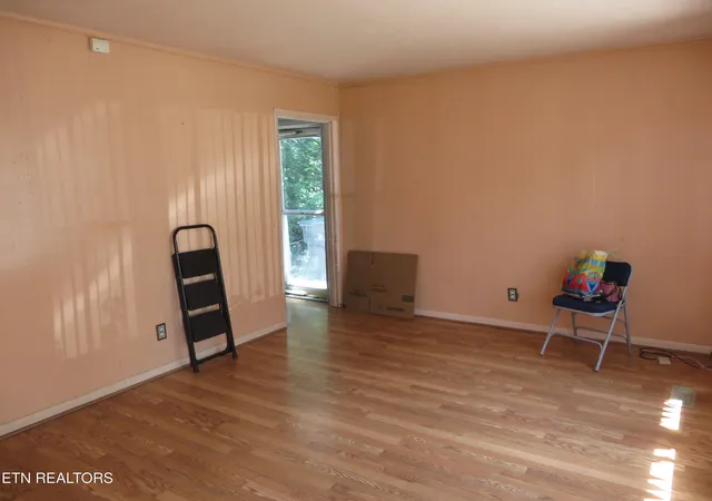 5th image of 2649 Vucrest Ave, Knoxville, TN 37920 | MLS# 1350124