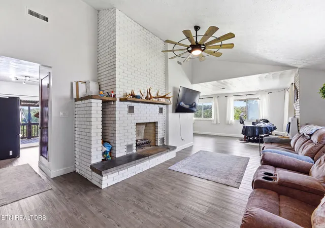 5th image of 798 Christenson Rd, Deer Lodge, TN 37726 | MLS# 1349984