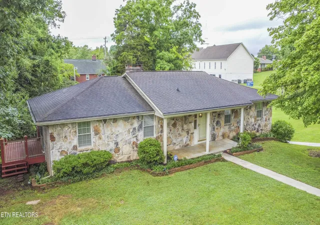 3rd image of 501 Oran Zirkle Rd, Kingston, TN 37763 | MLS# 1350062