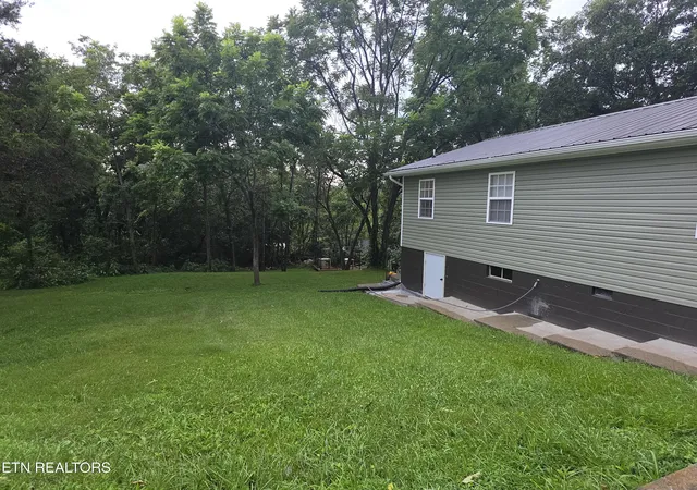 2nd image of 144 Stratford Rd, Harrogate, TN 37752 | MLS# 1349965