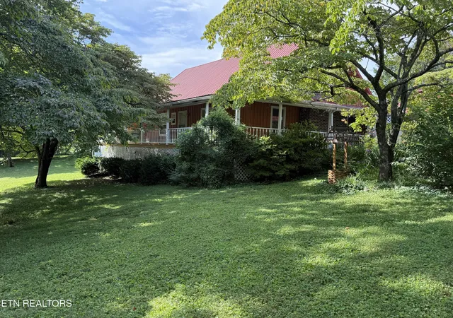 Photo 1 of Single family home for sale at 165 Robin Hood Ln, Rutledge, TN 37861 | MLS# 1349966 | Listing updated on 2026-09-15