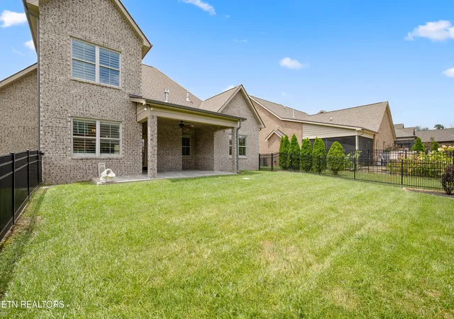 38th image of 433 Chimney Rock Dr, Lenoir City, TN 37771 | MLS# 1349975
