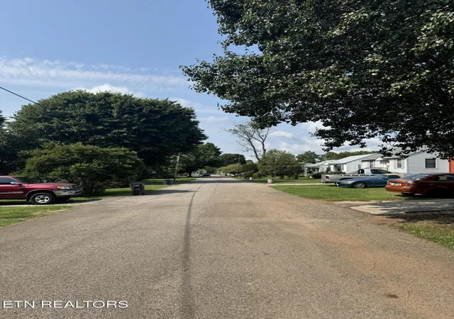 24th image of 902 Rosedale Ave, Loudon, TN 37774 | MLS# 1349976