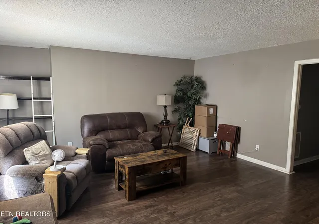 3rd image of 902 Rosedale Ave, Loudon, TN 37774 | MLS# 1349976