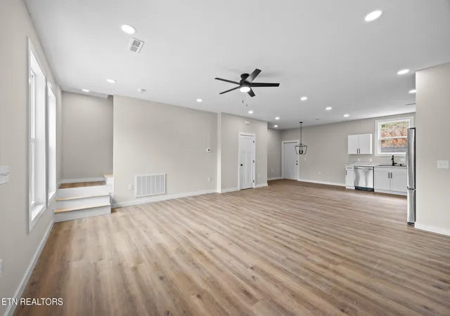 Photo 3 of Single family home for sale at 1039 N Gay St, Dandridge, TN 37725 | MLS# 1350012 | Listing updated on 2026-09-07