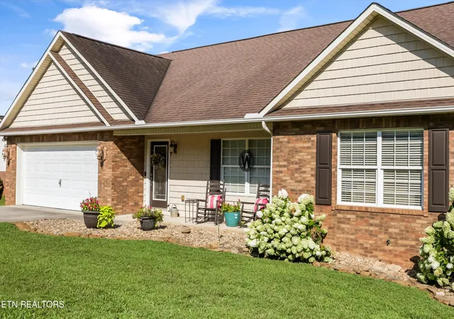 Photo 3 of Single family home for sale at 2506 Kenzie Dr, Louisville, TN 37777 | MLS# 1350172 | Listing updated on 2026-09-04