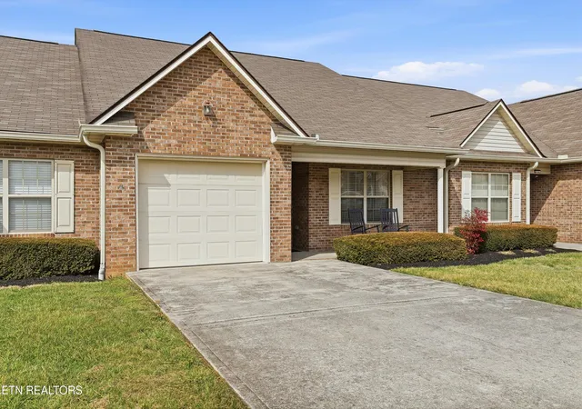 Photo 3 of Condo for sale at 415 Diamond Tr Way, Knoxville, TN 37918 | MLS# 1350483 | Listing updated on 2026-09-01