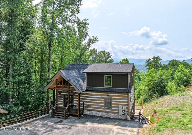 1st image of 626 Jess Field Rd, Gatlinburg, TN 37738 | MLS# 1350646