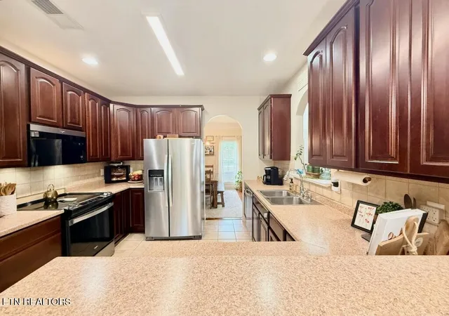 Photo 2 of Single family home for sale at 6407 Ridgewalk Ln, Knoxville, TN 37931 | MLS# 1350259 | Listing updated on 2026-09-05