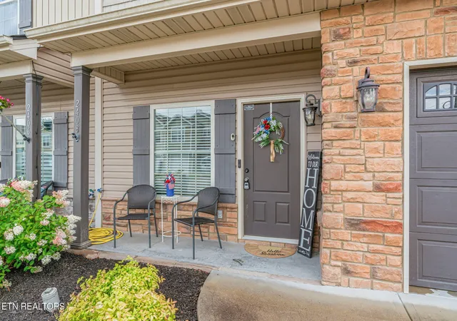 Photo 2 of Single family home for sale at 2408 Talbott Way, Powell, TN 37849 | MLS# 1350141 | Listing updated on 2026-09-11