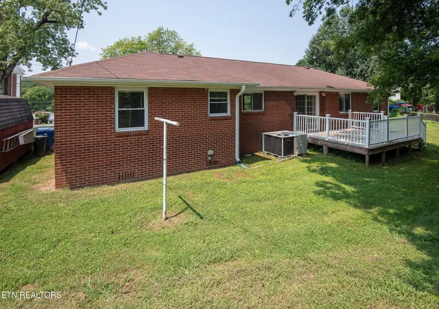 20th image of 202 Birch St, Harriman, TN 37748 | MLS# 1350079