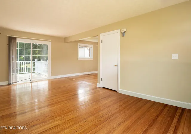 3rd image of 202 Birch St, Harriman, TN 37748 | MLS# 1350079