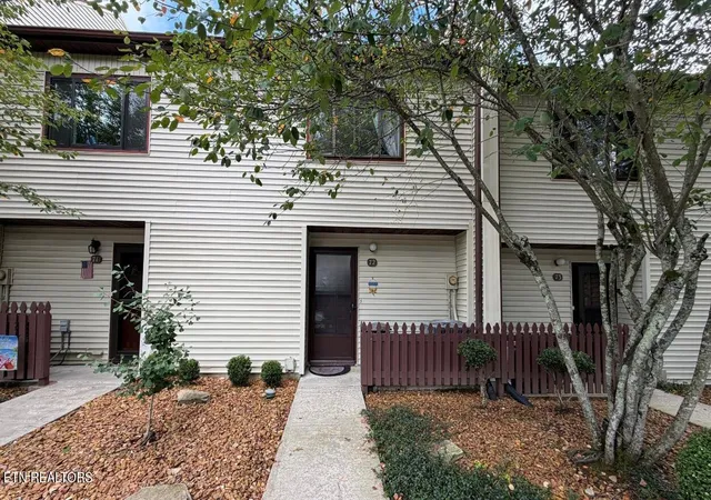 1st image of 72 Wilshire Heights Dr, Crossville, TN 38558 | MLS# 1350485
