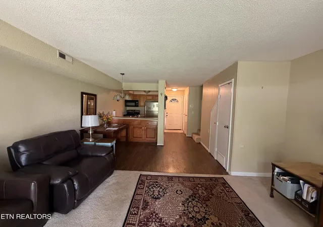 Photo 4 of Single family home for sale at 72 Wilshire Hts Dr, Crossville, TN 38558 | MLS# 1350485 | Listing updated on 2026-09-21