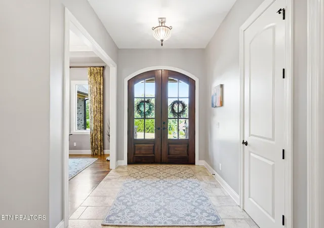 Photo 4 of Single family home for sale at 2431 Covered Brg Blvd, Knoxville, TN 37932 | MLS# 1350932 | Listing updated on 2026-08-06