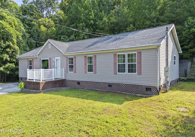 1st image of 236 Loggers Ln, Clinton, TN 37716 | MLS# 1350091