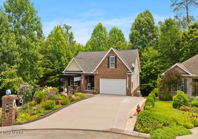 Photo 3 of Sale Pending at 600 Marston Ln, Knoxville, TN 37920 | MLS# 1350856 | Listing updated on 2026-09-01