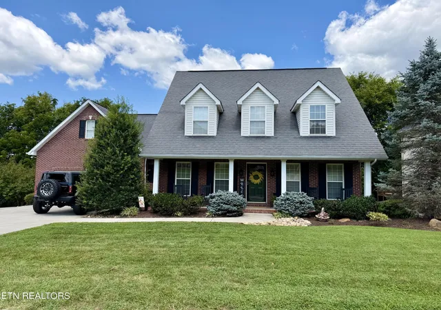 Photo 1 of Single family home for sale at 4822 Ivy Rose Dr, Knoxville, TN 37918 | MLS# 1350296 | Listing updated on 2026-09-11