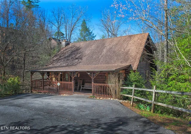 2nd image of 711 Black Hawk Wy #252, Pigeon Forge, TN 37863 | MLS# 1350349