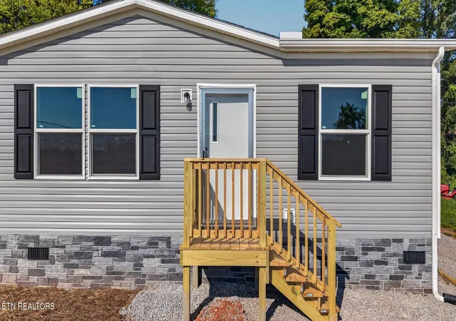 Photo 29 of Single family home for sale at 1809 High Ave, Jefferson City, TN 37760 | MLS# 1350122 | Listing updated on 2026-09-01