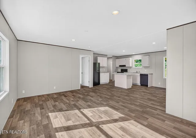 Photo 4 of Single family home for sale at 1809 High Ave, Jefferson City, TN 37760 | MLS# 1350122 | Listing updated on 2026-09-01