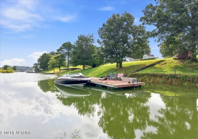 2nd image of 416 Terry Point Rd, Dandridge, TN 37725 | MLS# 1350126