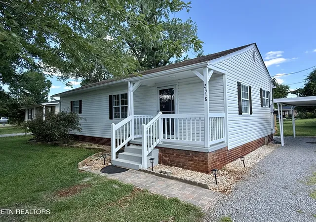 3rd image of 2318 Grove St, Maryville, TN 37804 | MLS# 1350204