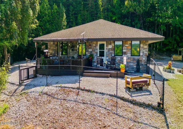 1st image of 111 Eagle Ridge Rd, Kingston, TN 37763 | MLS# 1350275