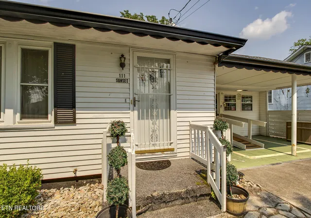 3rd image of 111 Sunset Dr, Harriman, TN 37748 | MLS# 1350223