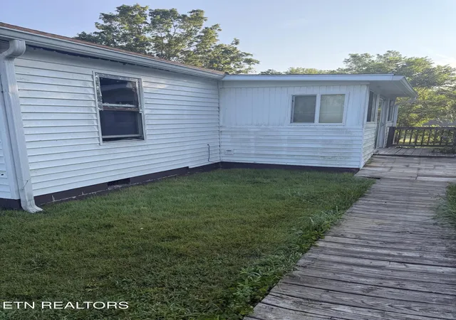Photo 3 of Sale Pending at 116 Doris Ln #116, Maryville, TN 37803 | MLS# 1350180 | Listing updated on 2026-09-20