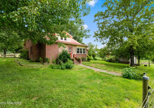 3rd image of 1245 Paint Rock Valley Rd, Philadelphia, TN 37846 | MLS# 1350695