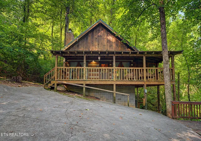 2nd image of 3426 Twin City Wy #UNIT 55, Pigeon Forge, TN 37863 | MLS# 1350188