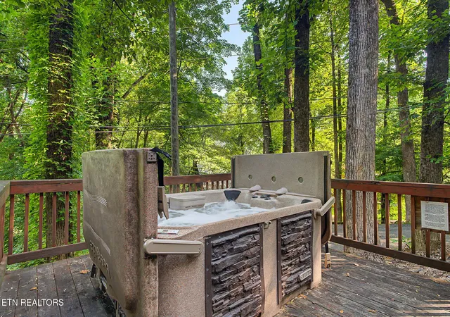 Photo 3 of Single family home for sale at 3426 Twin City Way #UNIT 55, Pigeon Forge, TN 37863 | MLS# 1350188 | Listing updated on 2026-09-10