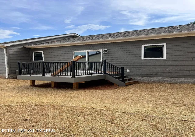 Photo 4 of Single family home for sale at 108 Federal Fry Cir, Vonore, TN 37885 | MLS# 1350383 | Listing updated on 2026-09-22