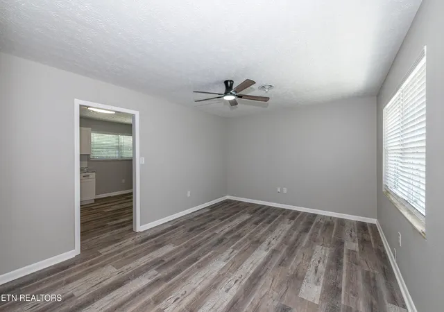 5th image of 677 Grant St, Alcoa, TN 37701 | MLS# 1350849