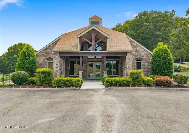 25th image of 421 Waterfront Wy, Spring City, TN 37381 | MLS# 1350217