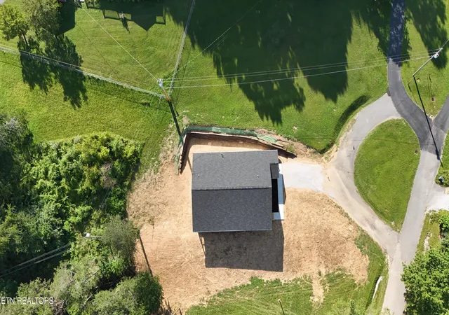 5th image of 125 Canada Dr, Oneida, TN 37841 | MLS# 1350312