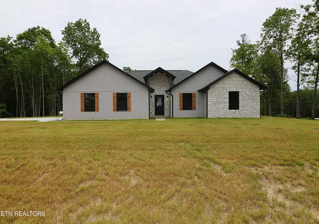 1st image of 607 Taylon Ln, Oneida, TN 37841 | MLS# 1350561