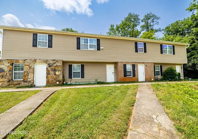 2nd image of 9125 Nw Cedarpark Ln, Knoxville, TN 37923 | MLS# 1350263