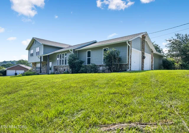 image of 213 Chapman Overlook Dr, Seymour, TN 37865 | MLS# 1351525