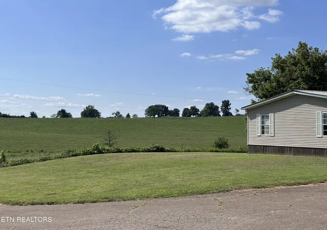 3rd image of 1142 County Road 461, Englewood, TN 37329 | MLS# 1350301