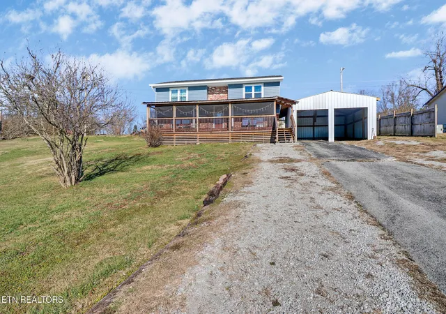 1st image of 625 Mccartt St, Wartburg, TN 37887 | MLS# 1350290