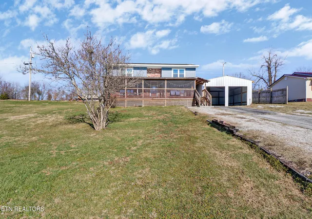 2nd image of 625 Mccartt St, Wartburg, TN 37887 | MLS# 1350290