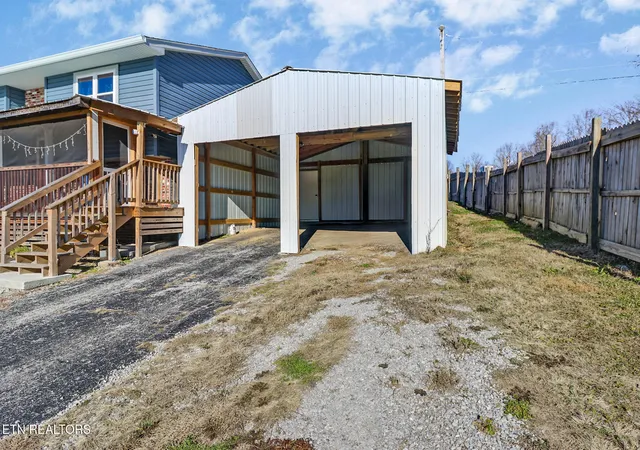 4th image of 625 Mccartt St, Wartburg, TN 37887 | MLS# 1350290