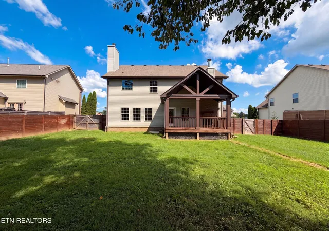 Photo 4 of Single family home for sale at 791 W Glenview Dr, Lenoir City, TN 37771 | MLS# 1351063 | Listing updated on 2026-08-20